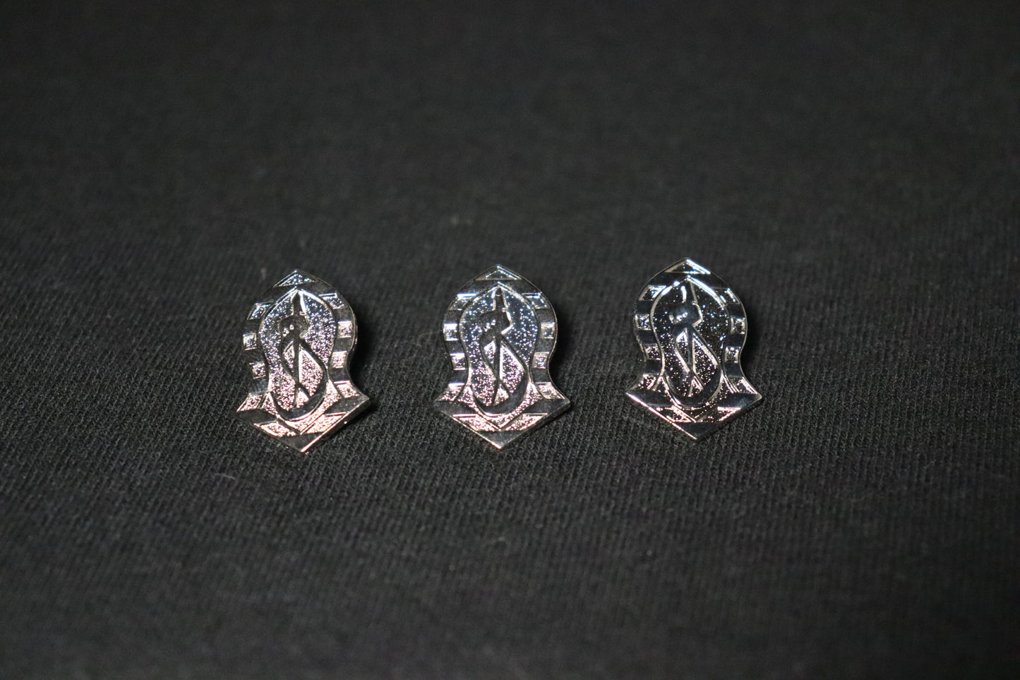Sandala Pin